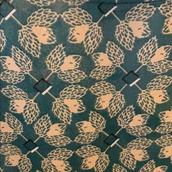 Jade Print Top - Picture 2 of 4